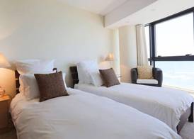 Loddeys Ocean View Apartments 2