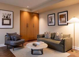Hypernym Hotel & Suites 4