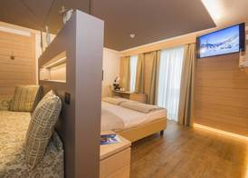 Hotel Bezzi 5