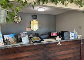 Super 8 by Wyndham Perry IA 4