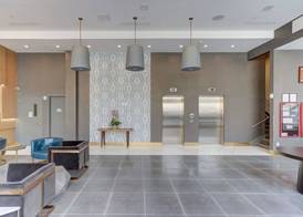 Microtel Inn by Wyndham Long Island City 4