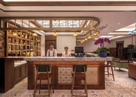 Nost algia S Hotel Shanghai Fudan University Wujiaochang Metro St ation 4