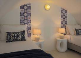 White Pearl Laokasti Suites 5