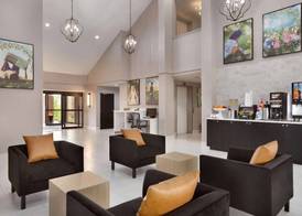La Quinta inn & suites by Wyndham Dothan 3
