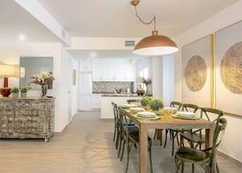 Genteel Home Plaza de las Flores 5