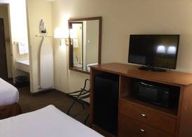 Baymont by Wyndham Port Huron 3