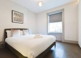 Soho Luxury 1 Bedroom Apartment 2