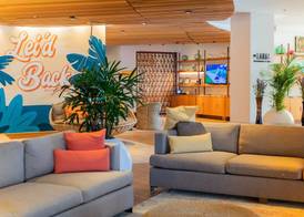 Hyatt Centric Waikiki Beach 3