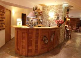 Logis Hôtel Les Autanes & Spa 2