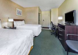 Travelodge by Wyndham Bracebridge 2