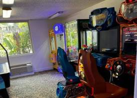Monumental Movieland Hotel 3