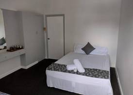 Ayr Hotel 2
