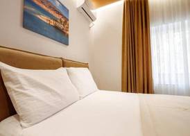 KRONOS Hotel Sarandë 2