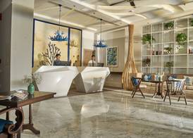 Sofiana My Khe Hotel & Spa - Rooftop Pool Bar- Free 01 Draught Beer and 20-minute Spa per Room 2