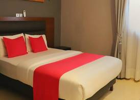 LA ROCHELLE HOTEL 3