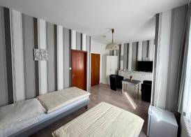 Hotel Runge 24 7 Check In & Free Parking 5