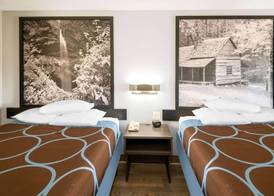 Super 8 by Wyndham Cleveland 5