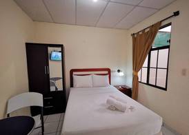 Hotel Armonía Hostal 5