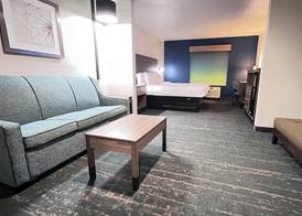 Best Western PLUS Memorial Inn 5