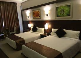 Weston Suites Hotel 2