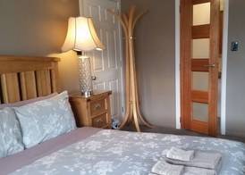Designer Cottage 5