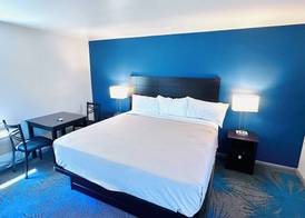 Budget Host Inn Manistique 5
