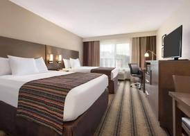 Country Inn & Suites by Radisson, St Cloud West, MN 5