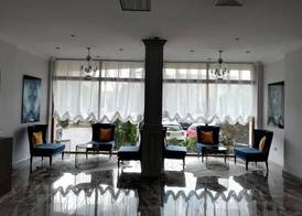 Royal Class Hotel 2