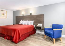 Captains Quarters Motel & Conference Center 5