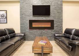 Super 8 by Wyndham Canmore 5