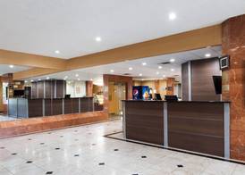 Ramada by Wyndham Newburgh/West Point 4