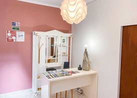Gardens Guest House-Hostel 3