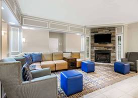 Baymont by Wyndham Erie 4