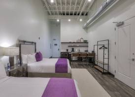 Studio 154 Hotel 4