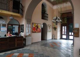 Hotel Doralba Inn 2