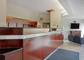 Best Western Plus Reading Inn & Suites 4