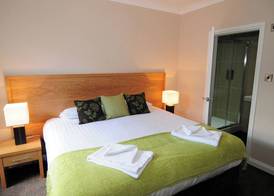 Station House - Room Only 4