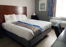 Travelodge Inn & Suites by Wyndham Albany 5