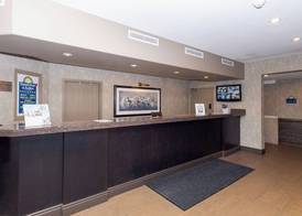 Days Inn & Suites by Wyndham Brandon 2