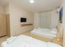 Jordan's Hotel 5