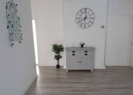 The Broadway Rooms 2
