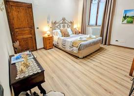 TuscanyLettings Studio&Room 5