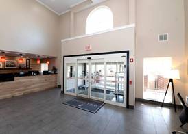 Country Inn & Suites by Radisson, Harrisburg - Hershey West, PA 3