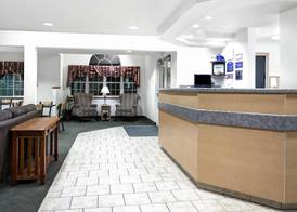 Microtel Inn & Suites by Wyndham Mankato 2