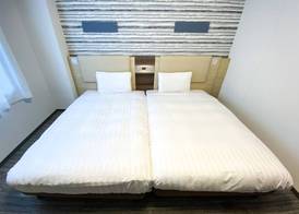 Comfort Hotel Nagoya Fushimi 5