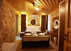 Bacchus Pension 5
