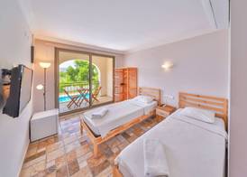 BURÇ HOTEL 4