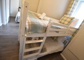 First Pleasance Luxury Apartment 2