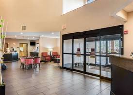 Comfort Suites Monroe 4