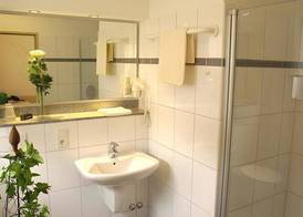 Schroeders Stadtwaldhotel 4